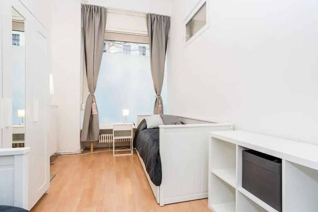 Newly Furnished Apartment For Up To 6 People Berlin Exterior foto